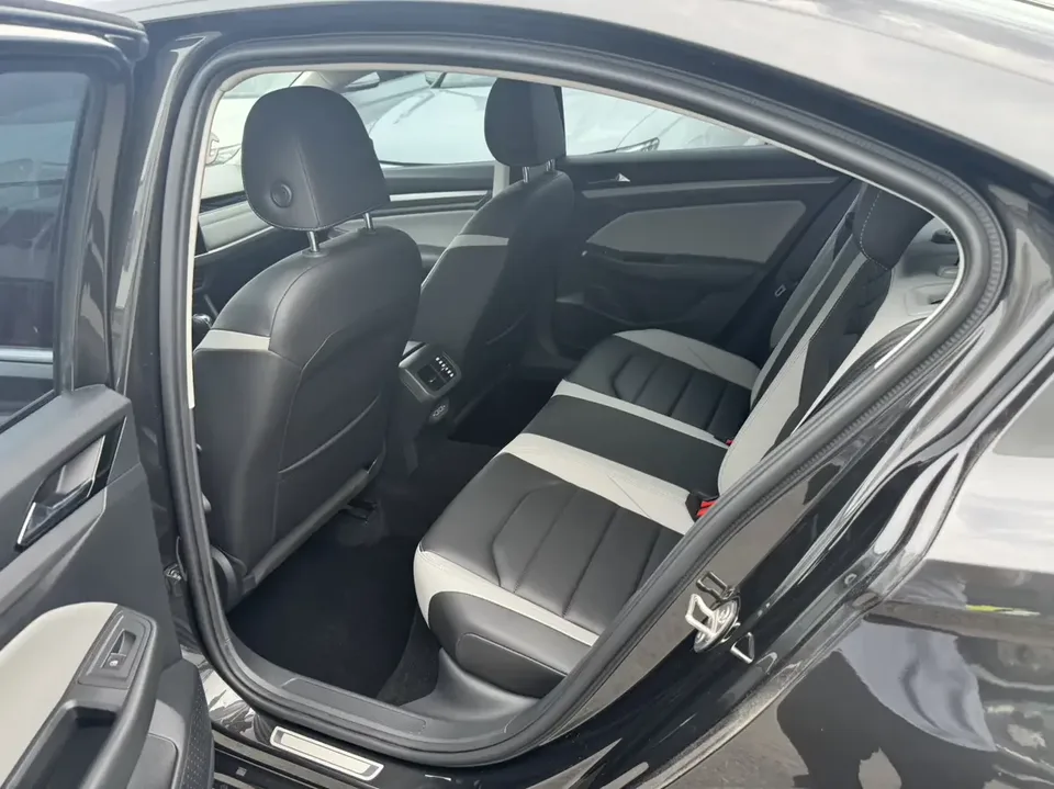 Volkswagen Bora Bora 2024 280TSI DSG Comfort Edition 2024 — thumbnail 3