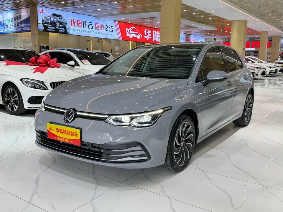 Volkswagen Golf golf 2021 280TSI DSG Pro 2022 — photo 1, buy with delivery to Moscow