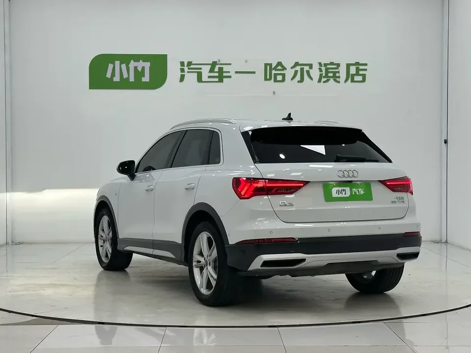 Audi Q3 Audi Q3 2023 35 TFSI Stylish and Elegant 2023 — thumbnail 2