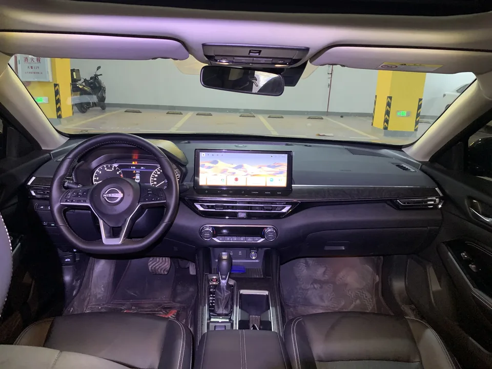 Nissan Altima Sound of nature 2022 2.0L XL-TLS Enjoy Edition 2024 — thumbnail 2