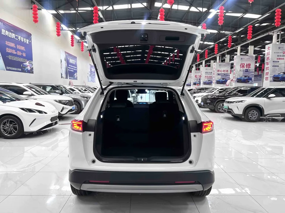 Honda VEZEL Binzhi 2023 1.5L CVT Technology Edition 2023 — thumbnail 3