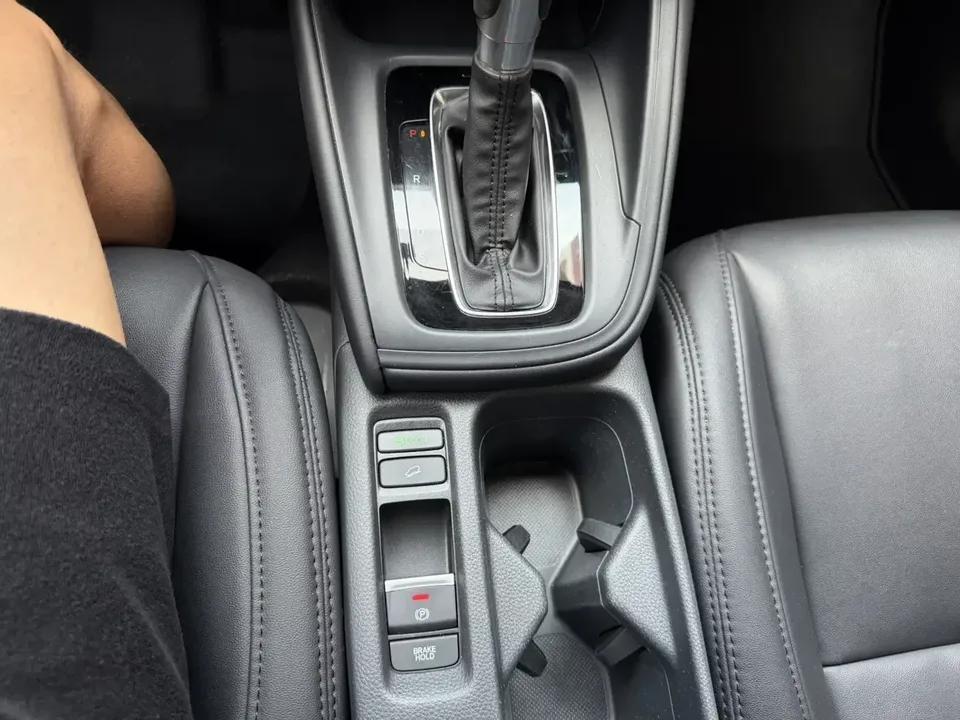 Honda VEZEL Binzhi 2023 1.5L CVT Elite Edition 2023 — thumbnail 5