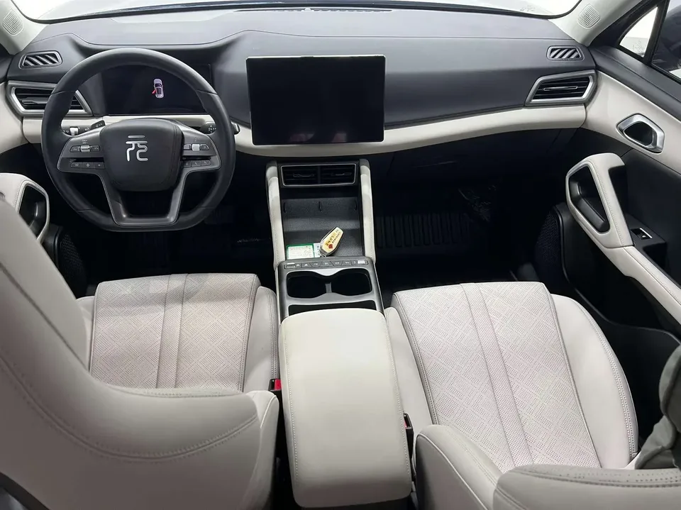 BYD Yuan Up Yuan UP 2025 Smart Driving Edition 401KM Vitality Edition 2025 — thumbnail 3