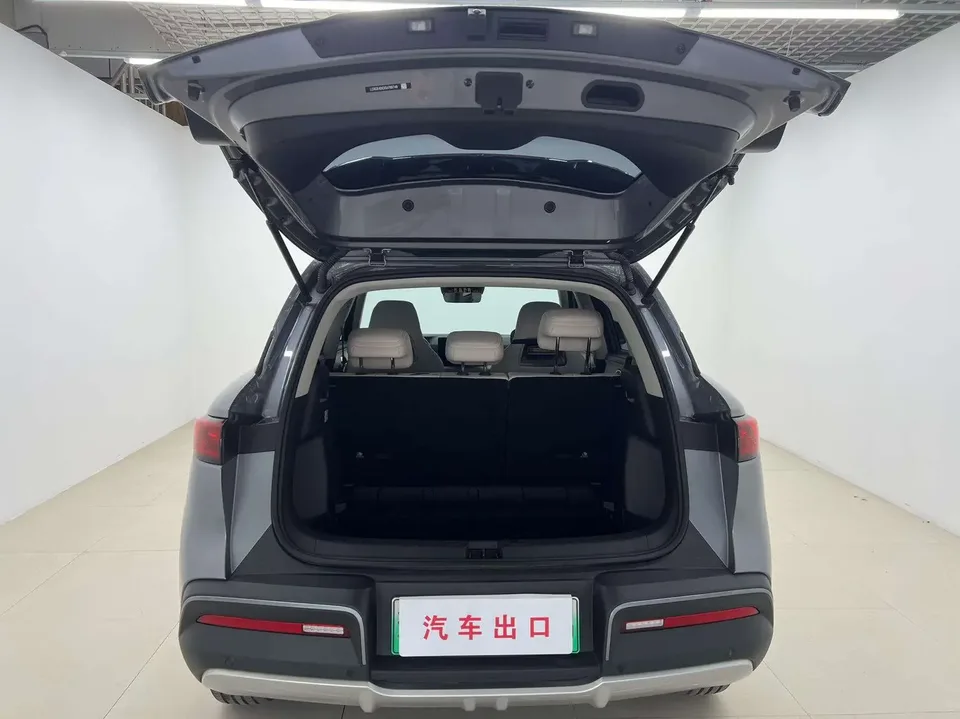BYD Yuan Up Yuan UP 2025 Smart Driving Edition 401KM Vitality Edition 2025 — thumbnail 4