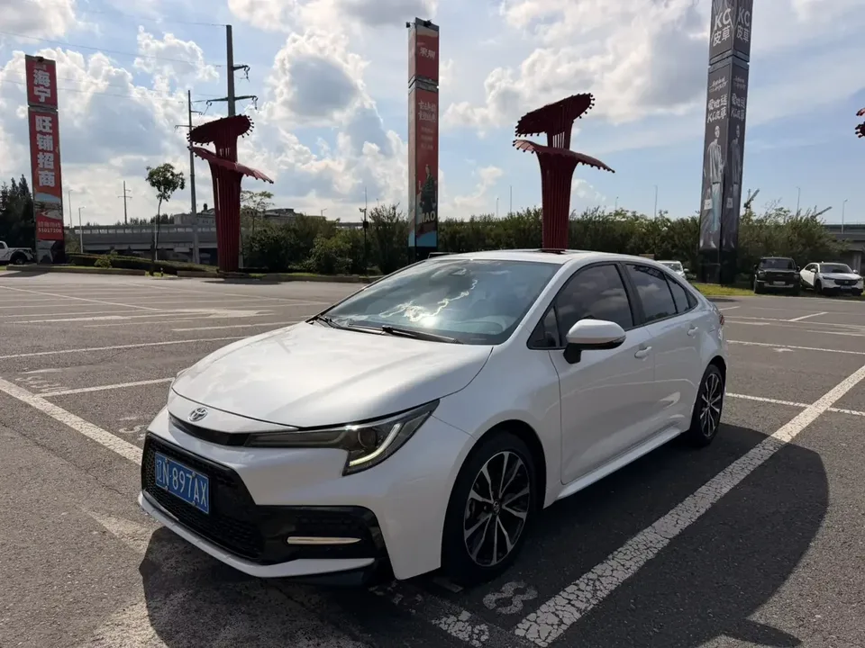 Toyota Levin Lei Ling 2022 185T CVT Technology Edition 2022 — photo 1, buy with delivery to Moscow