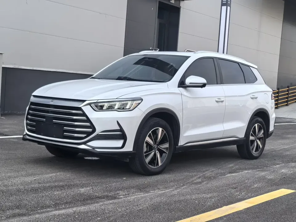 BYD Song Pro DM Song Pro DM 2022 DM-i 110km Flagship 2022 — фото 1, купить с доставкой в Москву