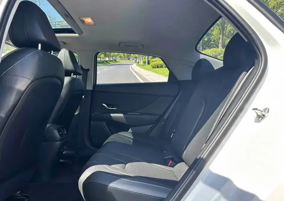 Hyundai Elantra Elantra 2023 1.5L CVT GLX Elite Edition 2024 — thumbnail 3