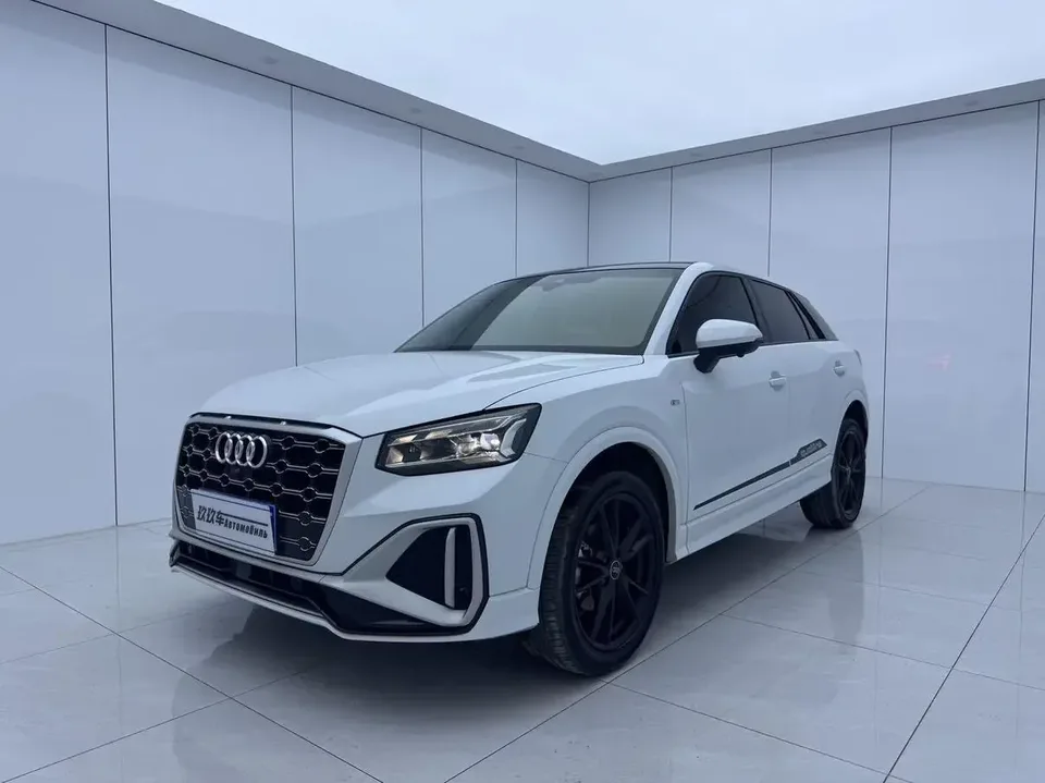 Audi Q2L Audi Q2L 2022 35 TFSI Progressive Dynamic 2022 — photo 1, buy with delivery to Moscow