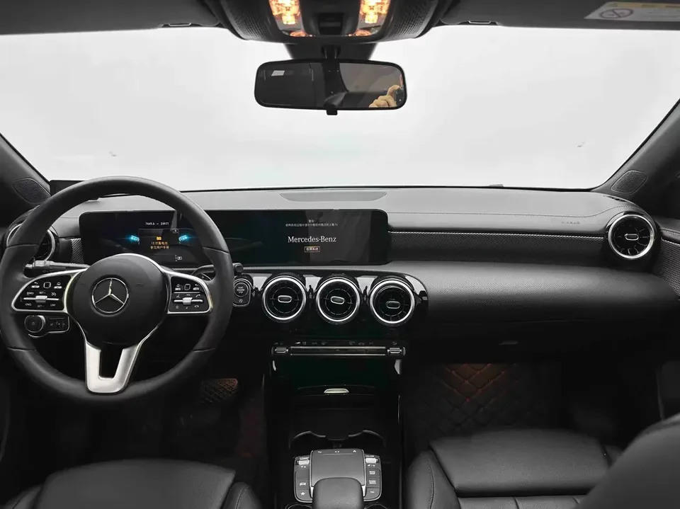 Mercedes-Benz Klasa A Mercedes Benz A Class 2022 A 180 L Sports Sedan 2022 — thumbnail 4