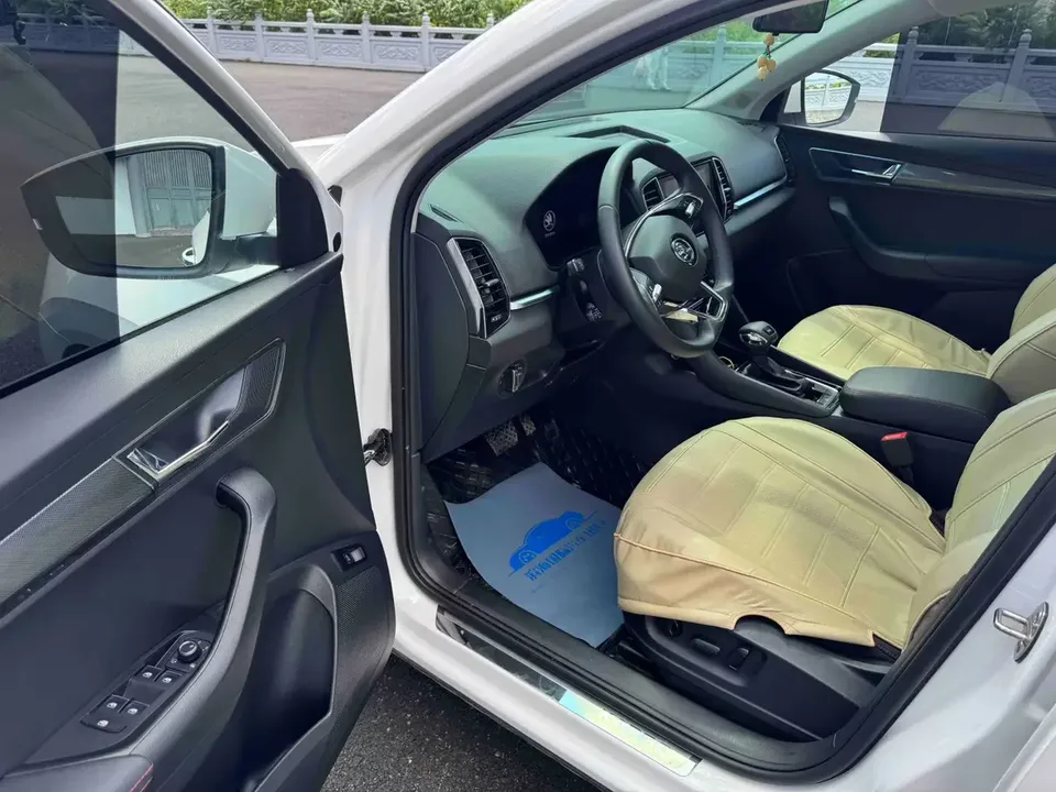 Skoda Karoq Korok 2022 TSI280 Luxury Edition 2022 — thumbnail 5