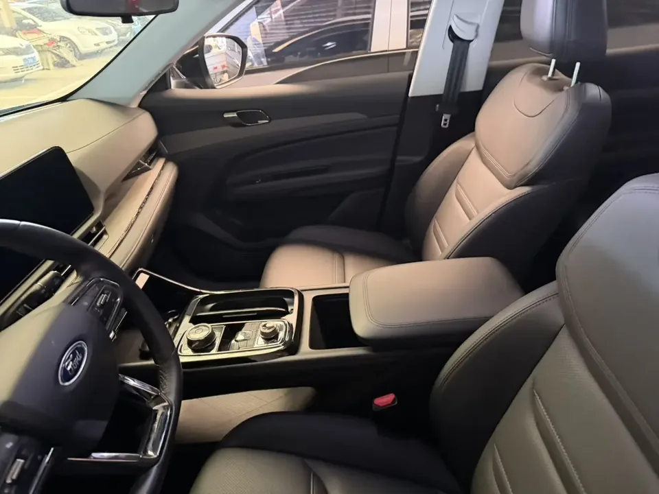 Ford Equator Sport Leading 2022 EcoBoost 170 Premium 2022 — миниатюра 3