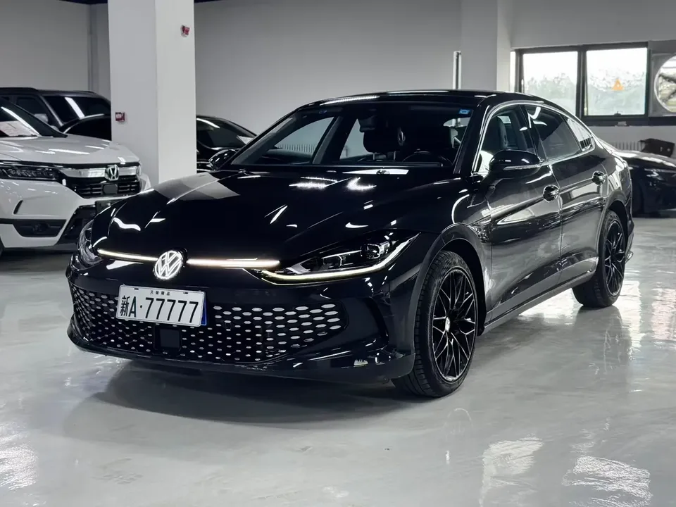Volkswagen Lamando Lingdu 2022 Lingdu L 280TSI DSG Cool Edition 2023 — photo 1, buy with delivery to Moscow