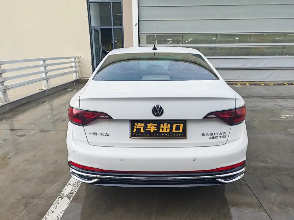 Volkswagen Sagitar Sagitar 2023 280TSI DSG Beyond Edition 2022 — thumbnail 2