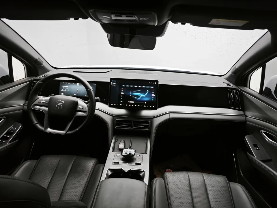 BYD Song L DM Song L DM 2025 Intelligent Driving Edition DM-i 112KM Leading Edition 2025 — thumbnail 2