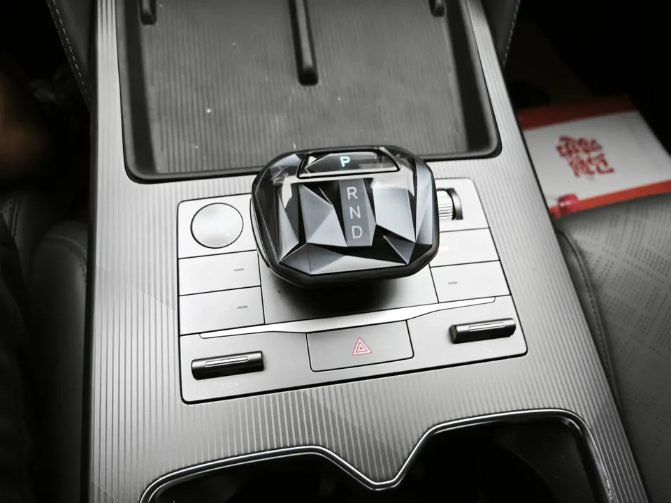 BYD Song L DM Song L DM 2025 Intelligent Driving Edition DM-i 112KM Leading Edition 2025 — thumbnail 3