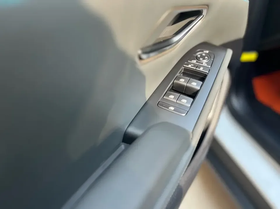 BYD Qin L DM Qin L DM 2024 DM-i 120KM Beyond 2024 — thumbnail 4