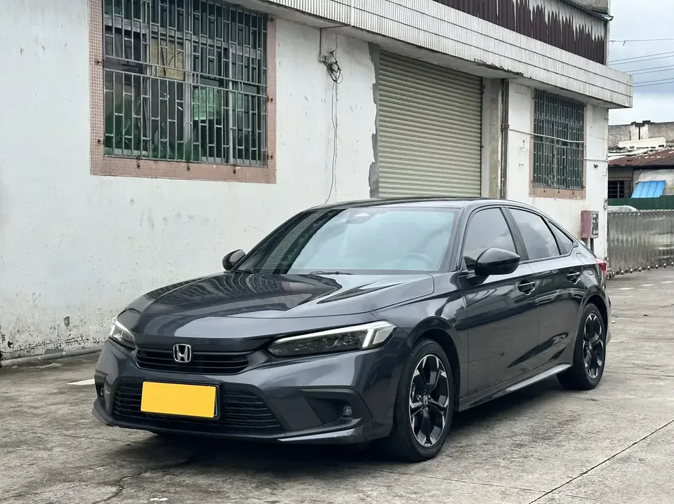 Honda CIVIC Civic 2022 240TURBO CVT Fuel Edition 2025 — photo 1, buy with delivery to Moscow