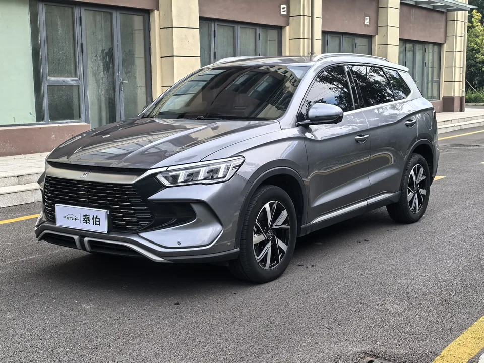 BYD Song Pro DM Song Pro DM 2024 DM-i Honor Edition 71km Pilot Edition 2024 — photo 1, buy with delivery to Moscow