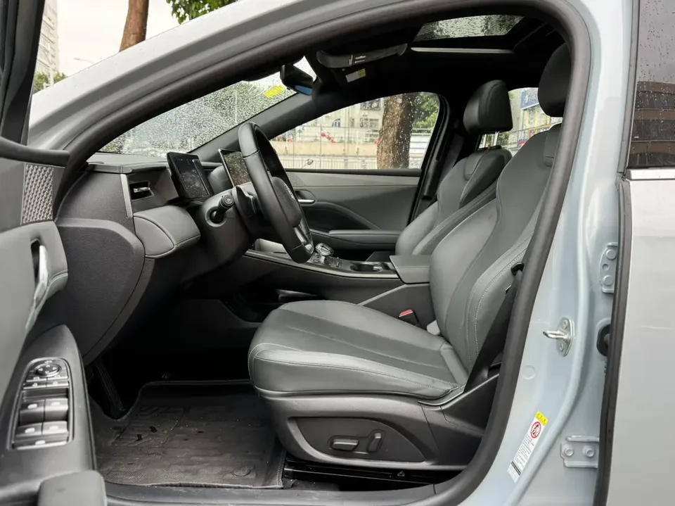 BYD Qin PLUS DM Qin PLUS DM 2025 DM-i 120KM Intelligent Driving Edition 2025 — thumbnail 4