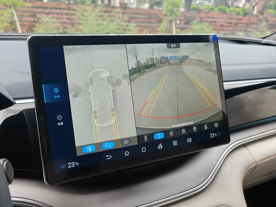 BYD Song PLUS DM Song PLUS DM 2021 DM-i 51KM 2WD Premium 2022 — thumbnail 3