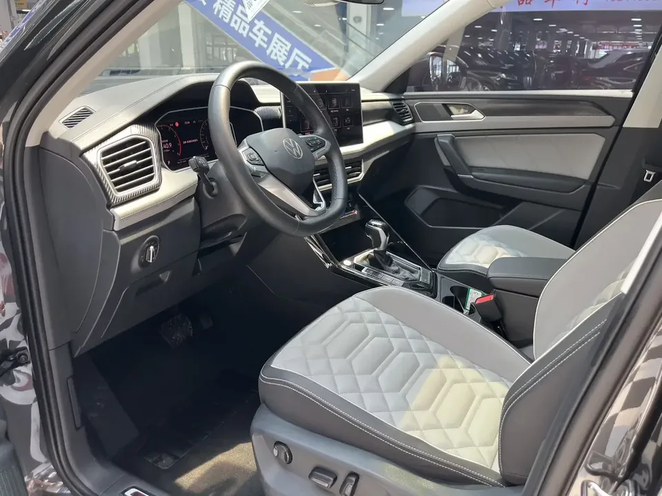 Volkswagen Tayron Tanyue 2023 280TSI 2WD Luxury Plus Advanced Edition 2022 — thumbnail 5