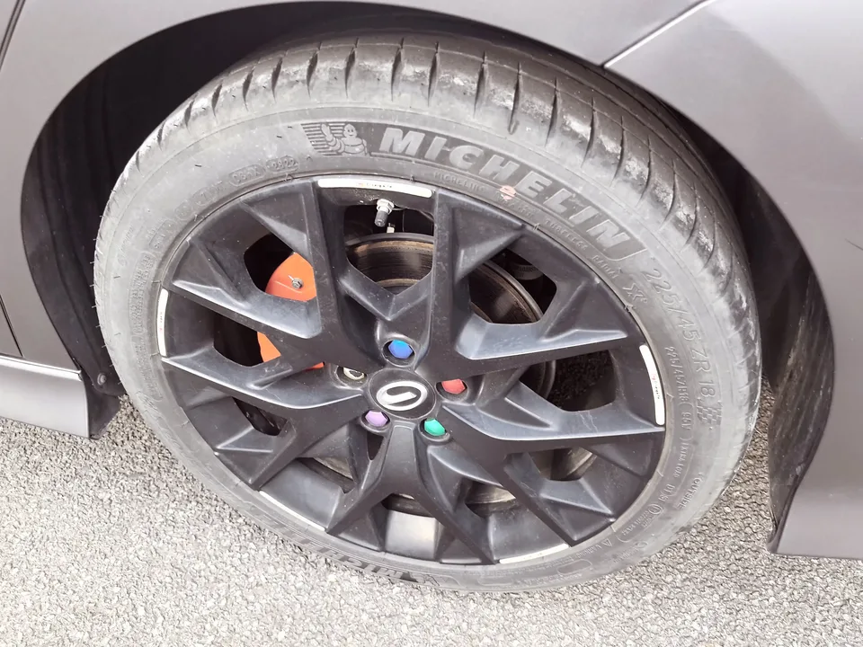 GAC Trumpchi Empow Shadow Leopard 2022 270T J16 R-Style Track Edition 2022 — thumbnail 3