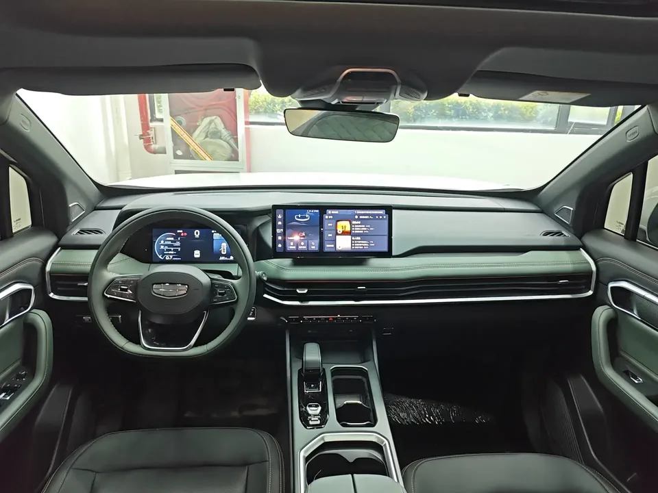 Geely Okavango Haoyue L 2023 2.0TD DCT Premium 2024 — миниатюра 2