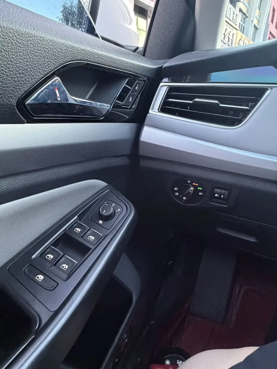 Volkswagen Bora Bora 2023 280TSI DSG Premium Edition 2022 — thumbnail 2