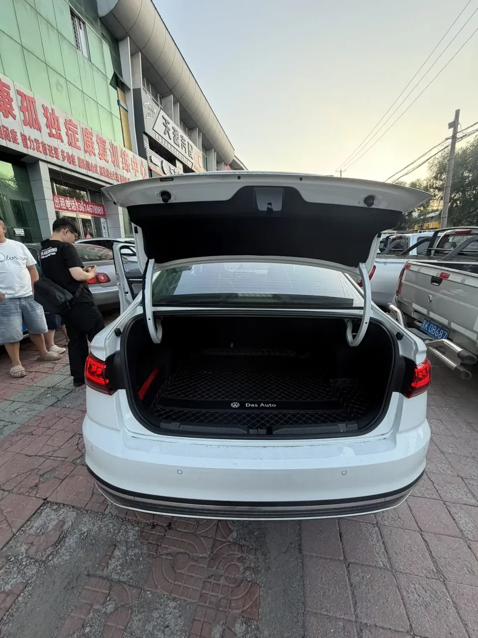 Volkswagen Bora Bora 2023 280TSI DSG Premium Edition 2022 — thumbnail 4