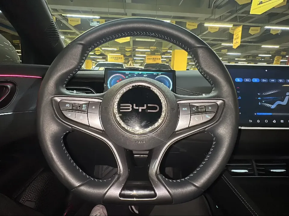 BYD Seal 06DM Seal 06DM 2024 DM-i 80KM Premium 2025 — thumbnail 2