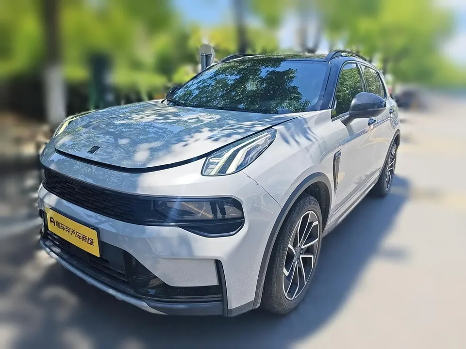Lynk & Co 01 Lynk & Co 01 2023 EM-F PM 2022 — photo 1, buy with delivery to Moscow