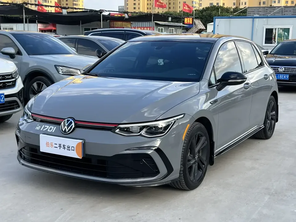 Volkswagen Golf golf 2023 280TSI DSG R-Line Lite 2023 — photo 1, buy with delivery to Moscow