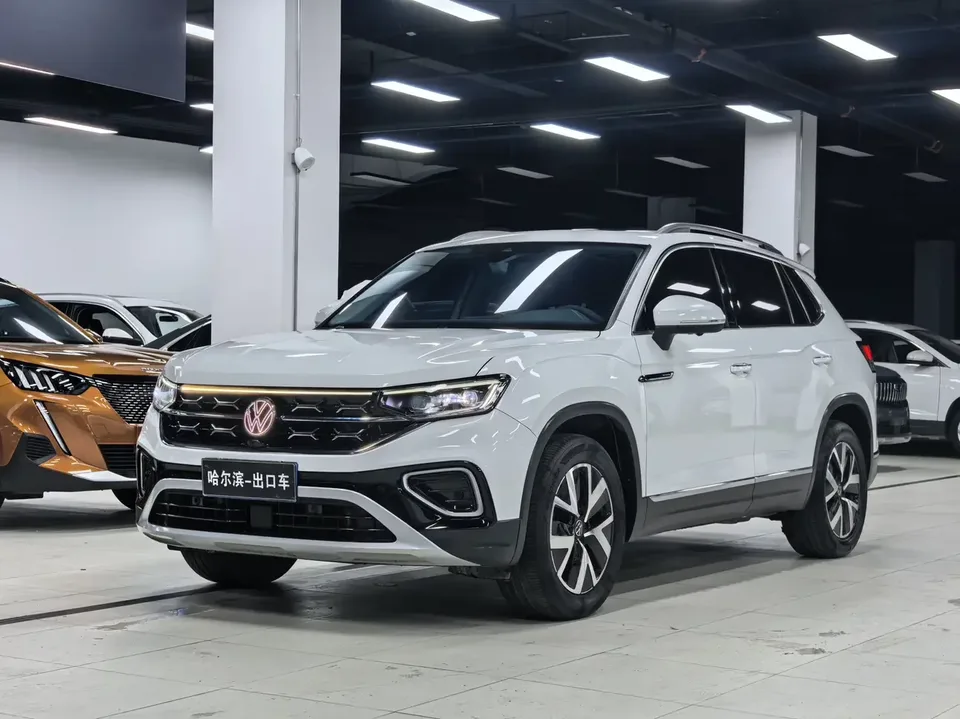 Volkswagen Tayron Tanyue 2023 280TSI 2WD Luxury Plus Advanced Edition 2023 — photo 1, buy with delivery to Moscow