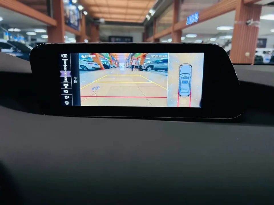 Mazda Axela Mazda3 Angkesela 2025 2.0L Automatic Quality Edition 2025 — thumbnail 3
