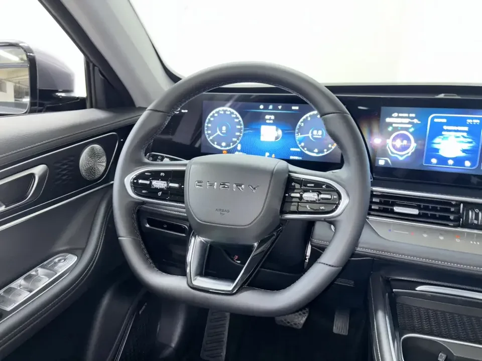 Chery Tiggo 7 Plus Tiggo 7 PLUS 2023 Champion Edition 1.5TCI CVT Extraordinary 2023 — thumbnail 5
