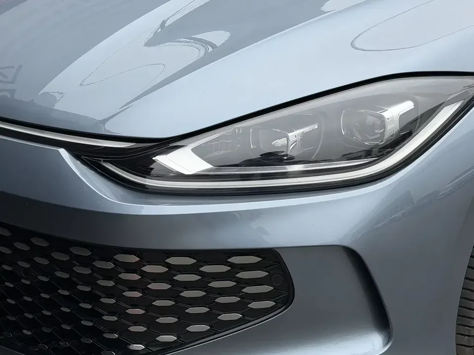 Volkswagen Lamando Lingdu 2022 Lingdu L 280TSI DSG Cool Edition 2022 — thumbnail 3
