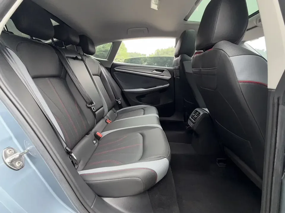 Volkswagen Lamando Lingdu 2022 Lingdu L 280TSI DSG Cool Edition 2022 — thumbnail 5