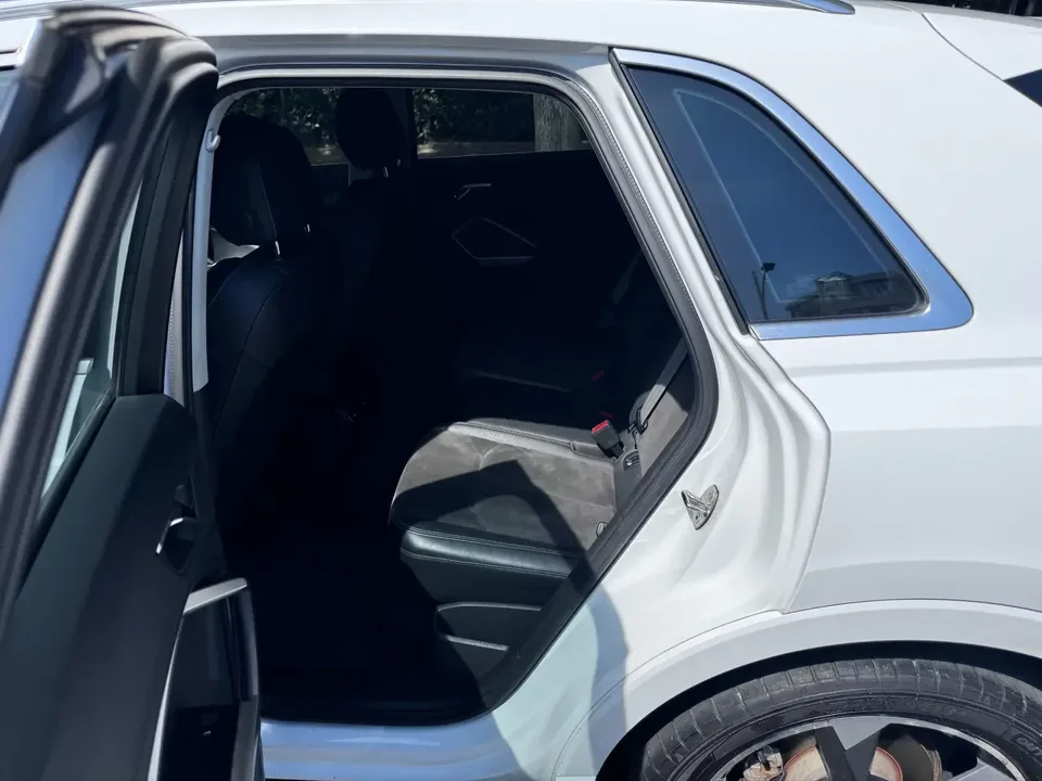 Audi Q3 Audi Q3 2022 35 TFSI Stylish Dynamic 2022 — thumbnail 3