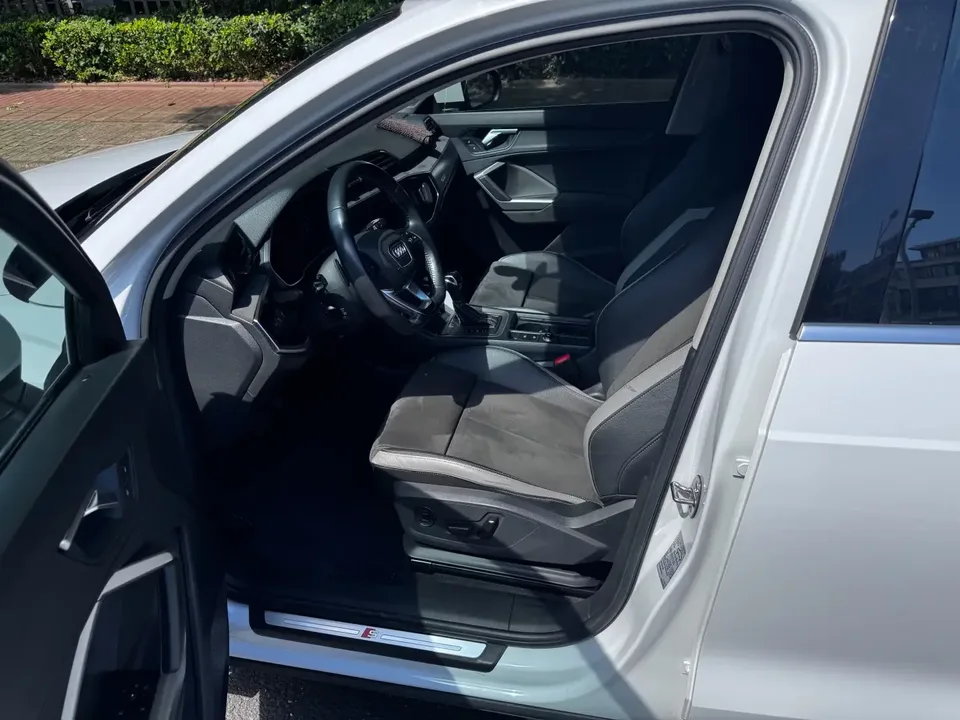 Audi Q3 Audi Q3 2022 35 TFSI Stylish Dynamic 2022 — thumbnail 5