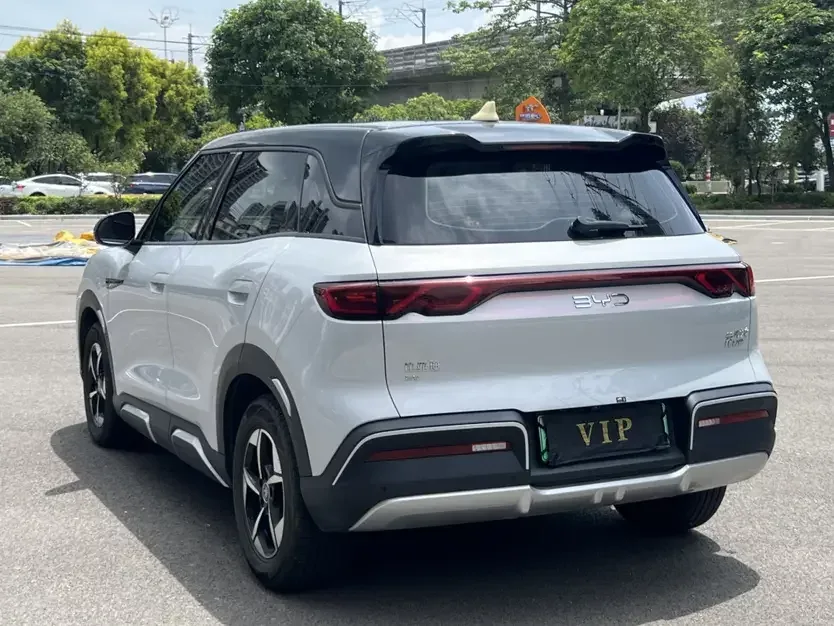 BYD Yuan Up Yuan UP 2024 401KM Leading Type 2024 — thumbnail 4