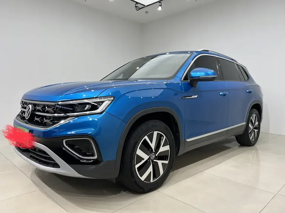 Volkswagen Tayron Tanyue 2023 280TSI 2WD Luxury Plus Advanced Edition 2023 — photo 1, buy with delivery to Moscow