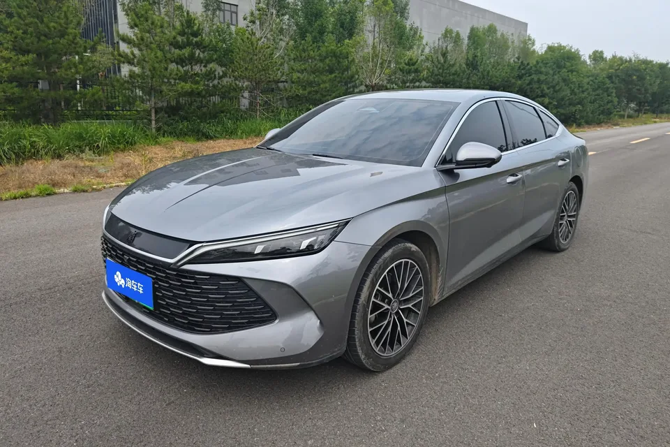BYD Qin L DM Qin L DM 2024 DM-i 120KM Excellence 2024 — photo 1, buy with delivery to Moscow