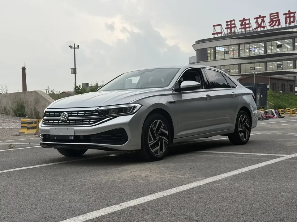 Volkswagen Sagitar Sagitar 2023 280TSI DSG Transcendence Lite 2022 — photo 1, buy with delivery to Moscow