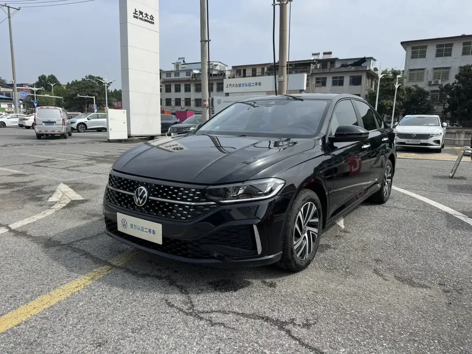 Volkswagen Lavida Lavida 2026 1.5L Automatic Starry Sky 5 Million Edition 2025 — фото 1, купить с доставкой в Москву