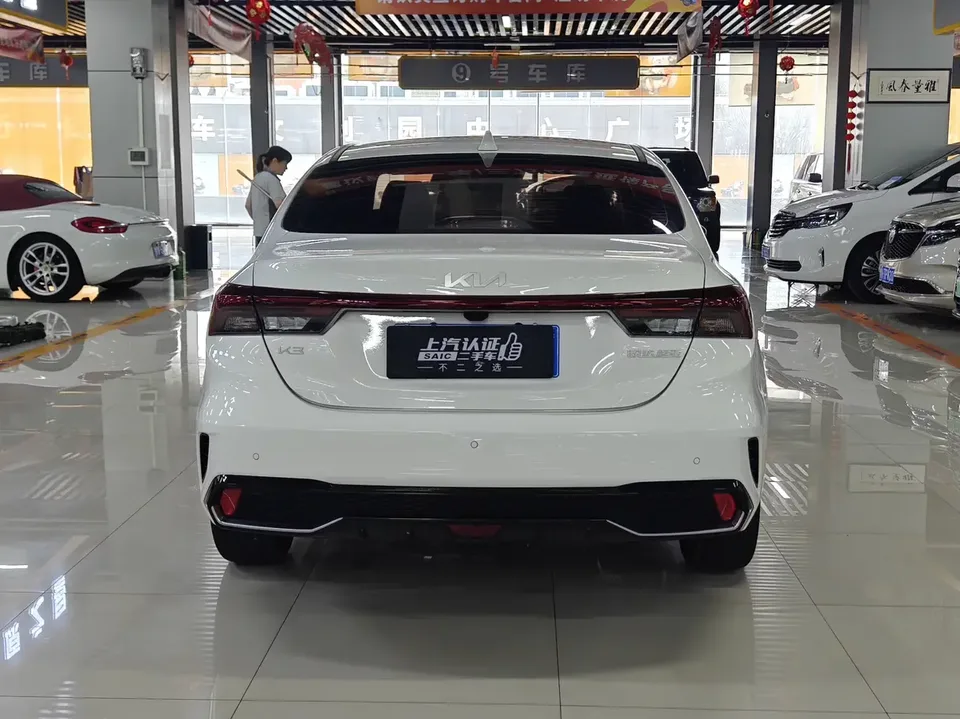 Kia K3 Kia K3 2024 1.5L IVT Luxury Smart Edition 2025 — thumbnail 2