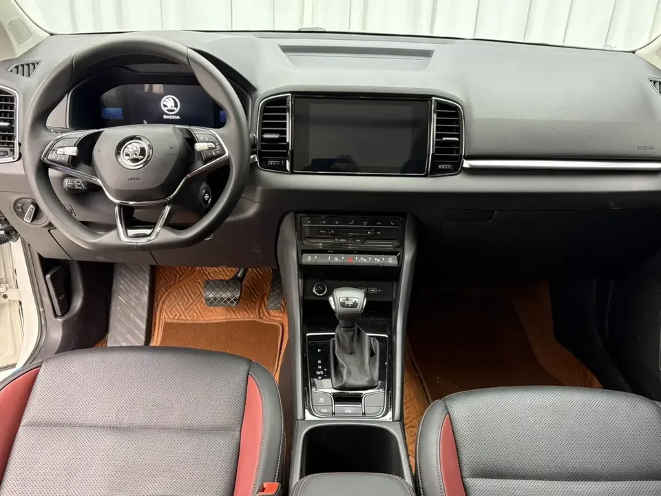 Skoda Karoq Korok 2022 Modified TSI280 Luxury Edition 2022 — thumbnail 3