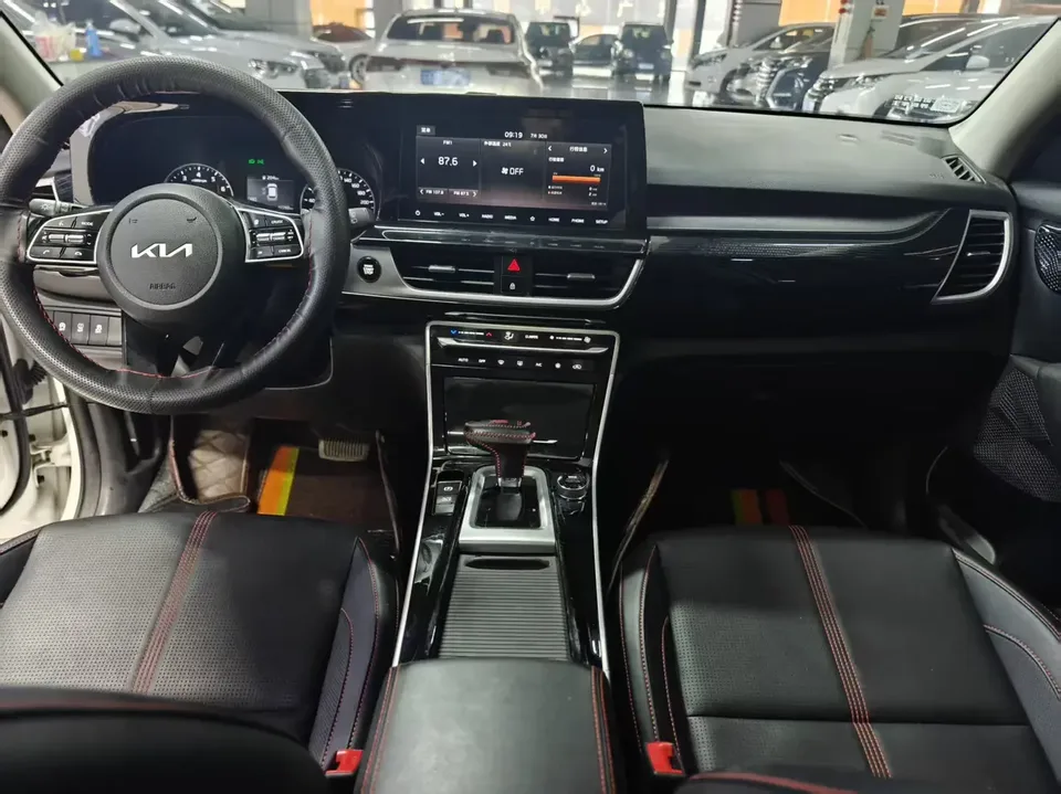 Kia Run proudly Run proudly 2021 1.5L CVT Trend Edition 2022 — thumbnail 5