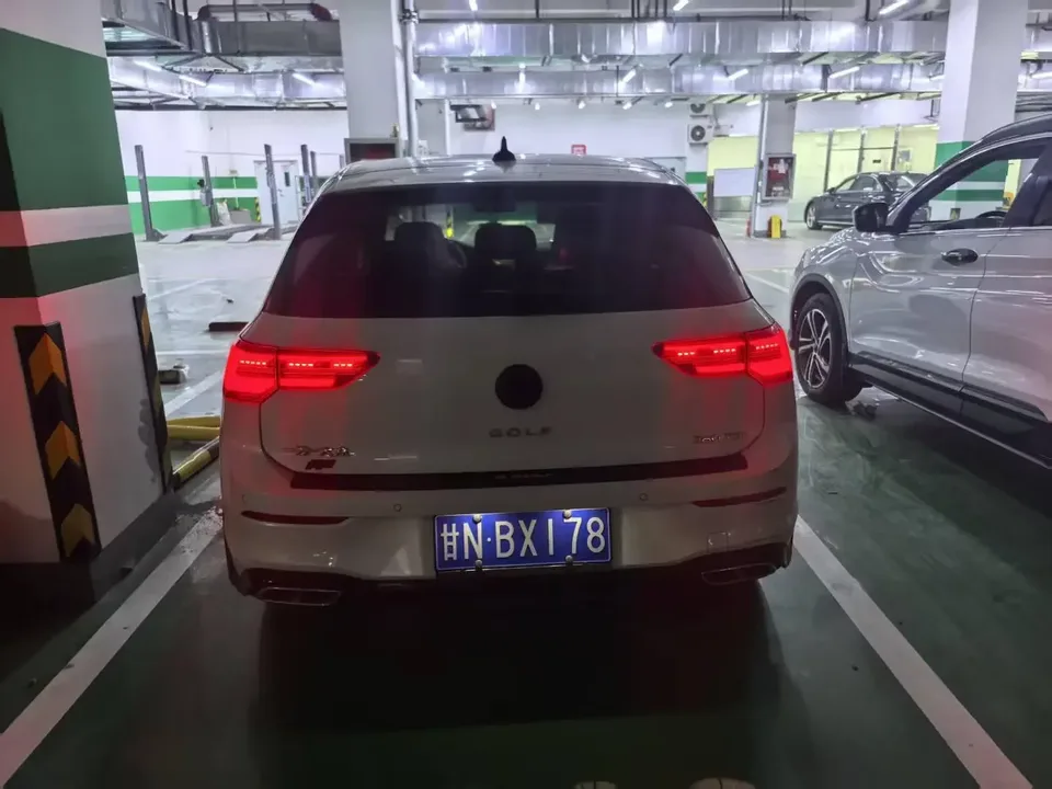Volkswagen Golf golf 2023 280TSI DSG R-Line Lite 2023 — thumbnail 2