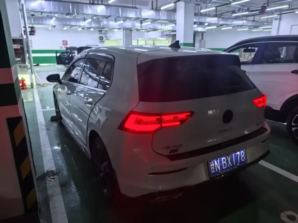 Volkswagen Golf golf 2023 280TSI DSG R-Line Lite 2023 — thumbnail 4