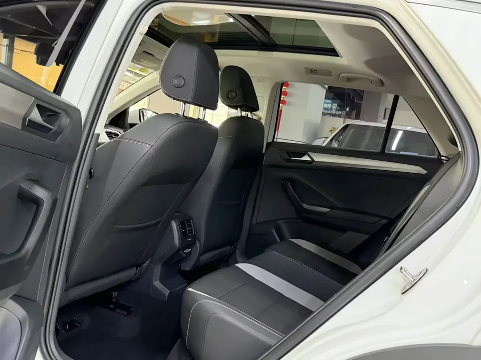 Volkswagen T-Roc TANG 2022 280TSI DSG 2WD Elite PLUS 2022 — thumbnail 3